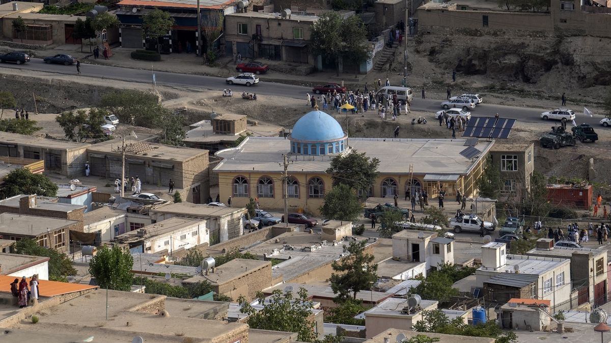 Pumový útok na mešitu v Kábulu: 21 obětí a 33 zraněných